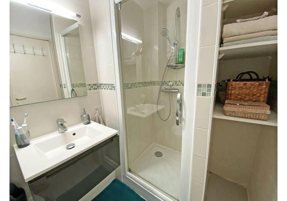Joli Studio A 6 Min A Pied De La Plage Διαμέρισμα Sanary-sur-Mer Εξωτερικό φωτογραφία